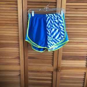 Nike fit dri size medium blue white and mustard green